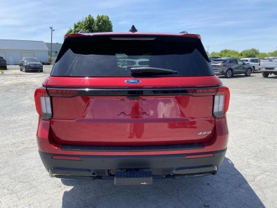 2025 Ford Explorer ST-Line