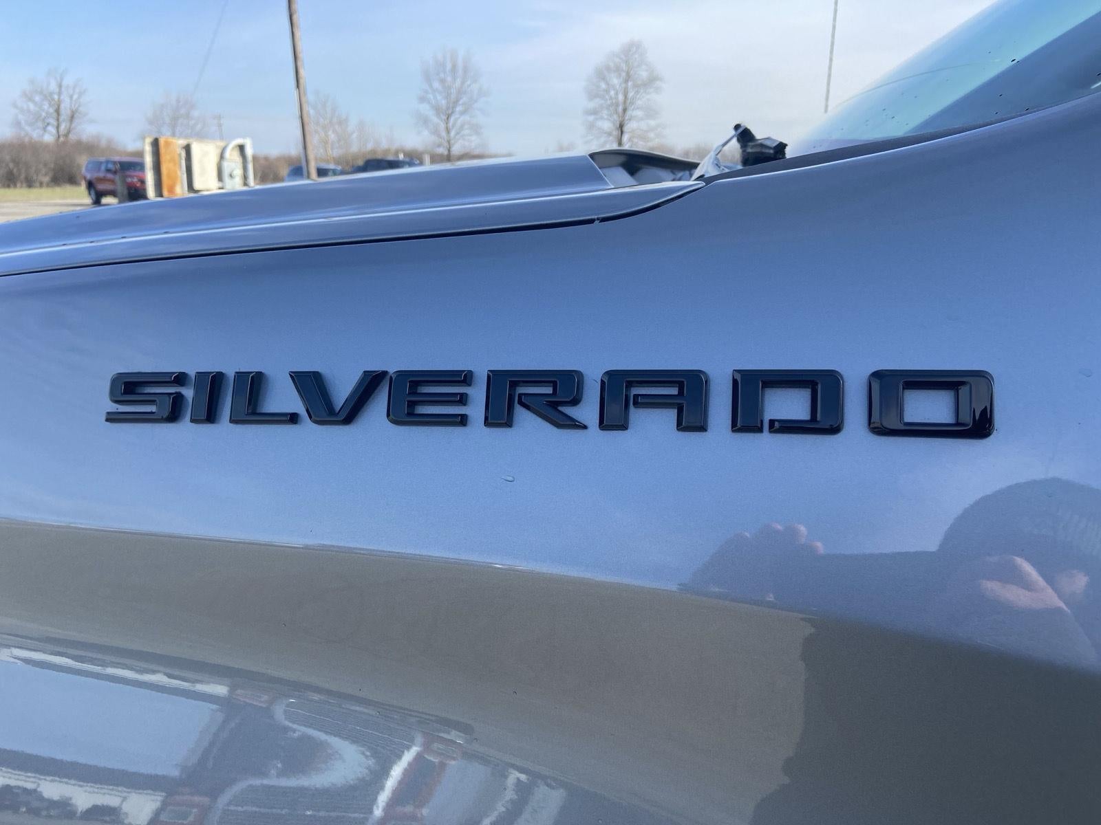 2023 Chevrolet Silverado 1500 Custom