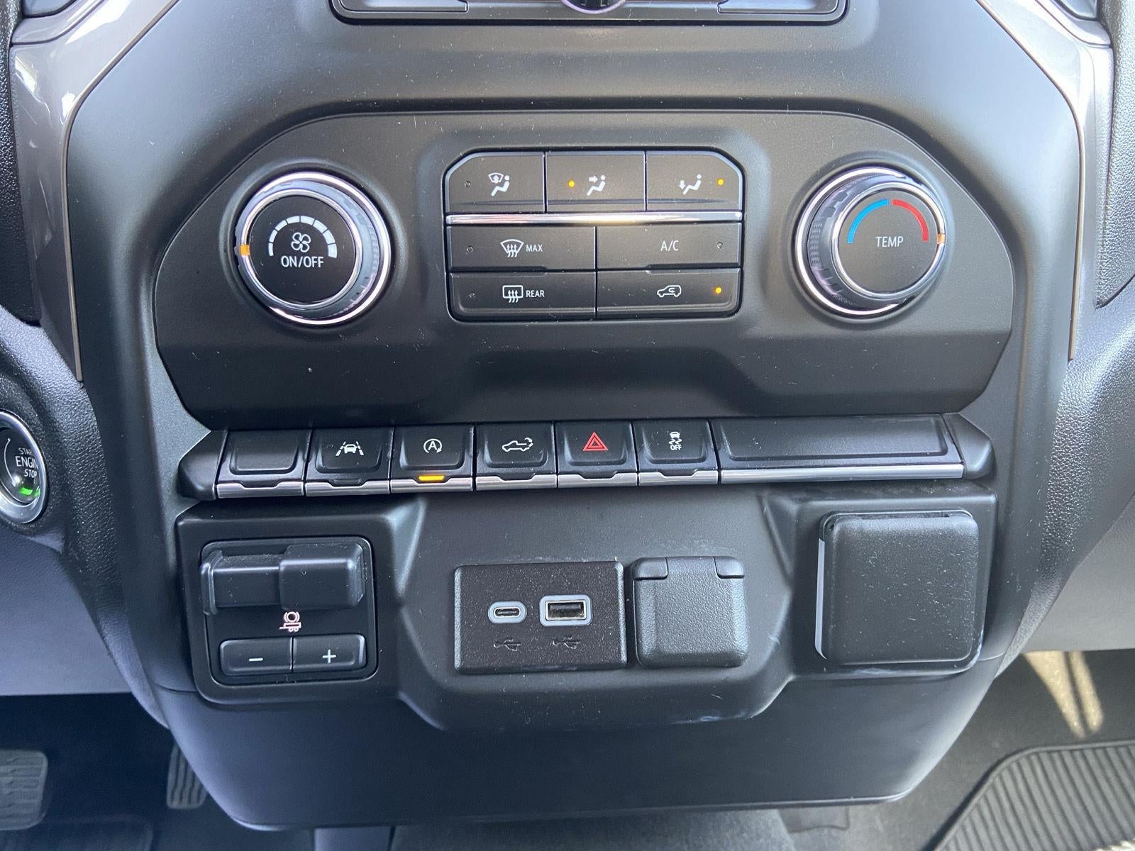 2023 Chevrolet Silverado 1500 Custom