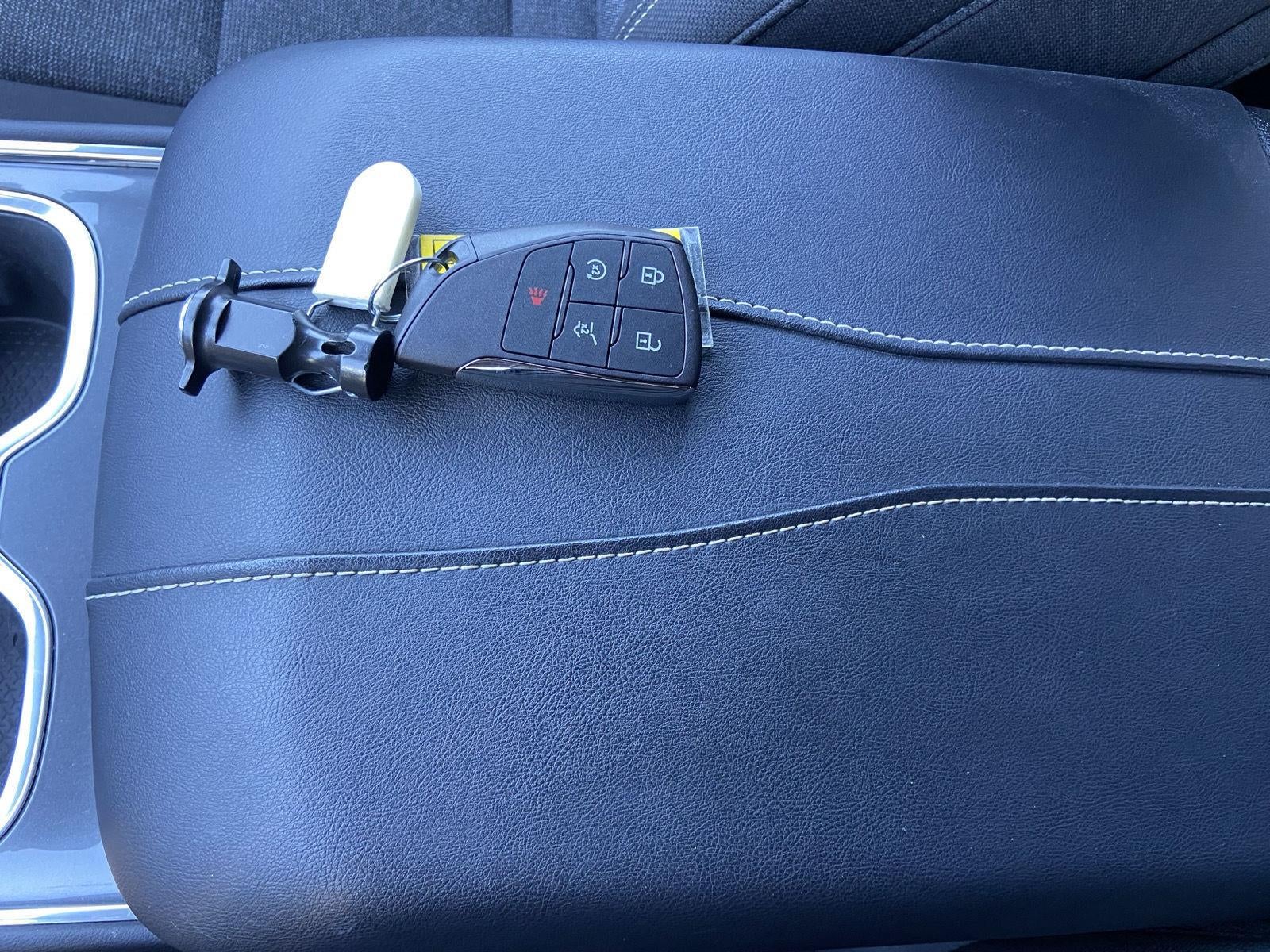 2025 GMC Acadia AWD Elevation