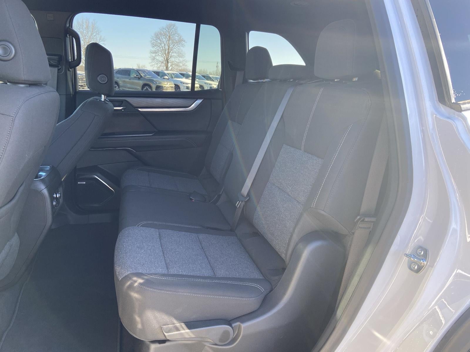 2025 GMC Acadia AWD Elevation