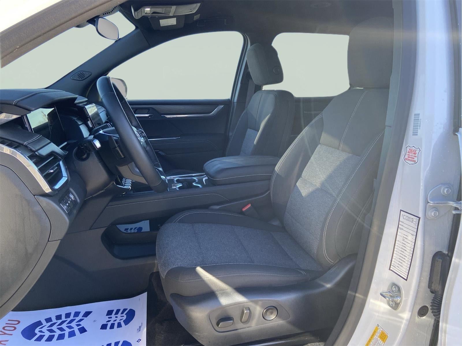 2025 GMC Acadia AWD Elevation