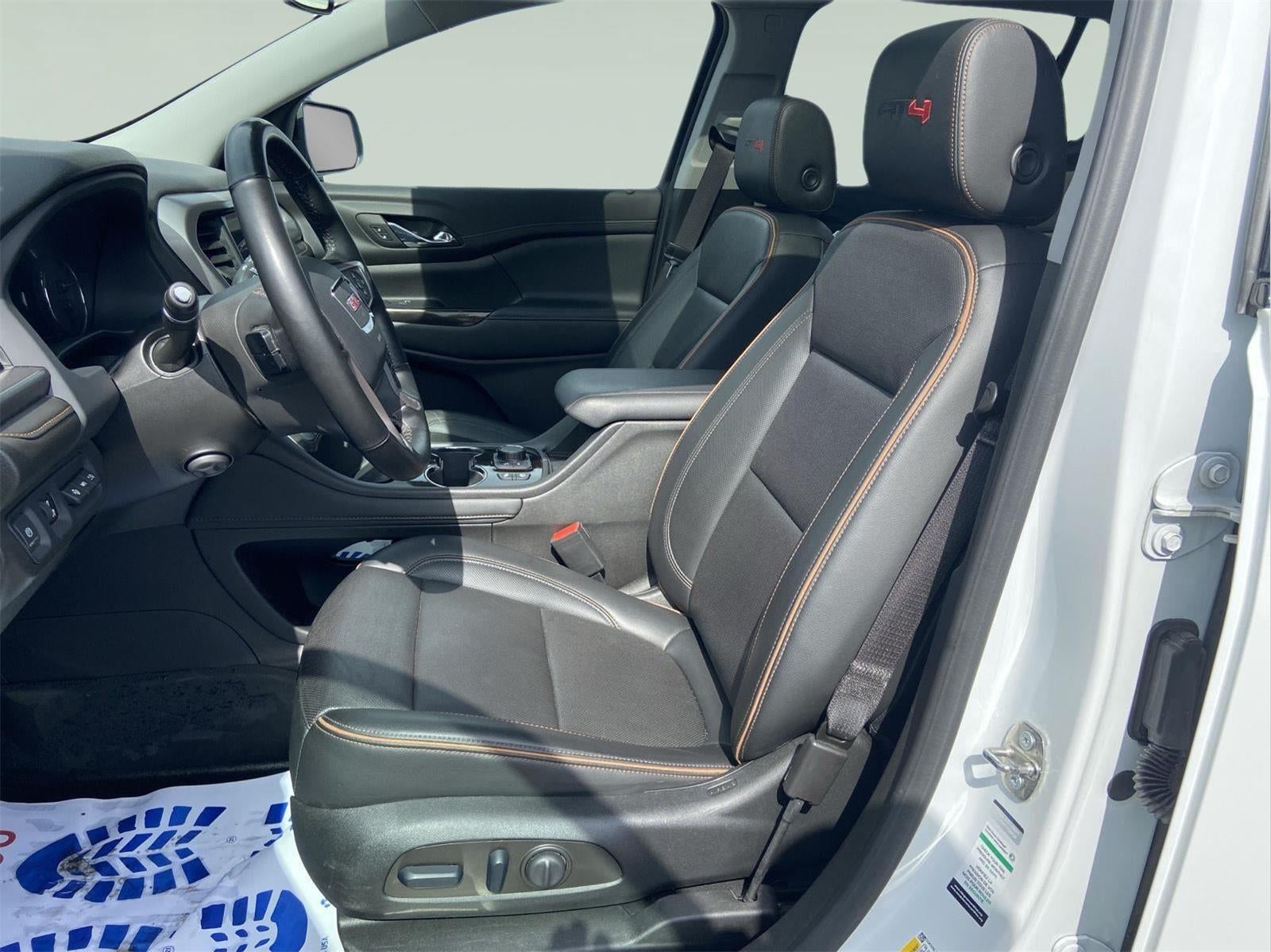 2023 GMC Acadia AT4