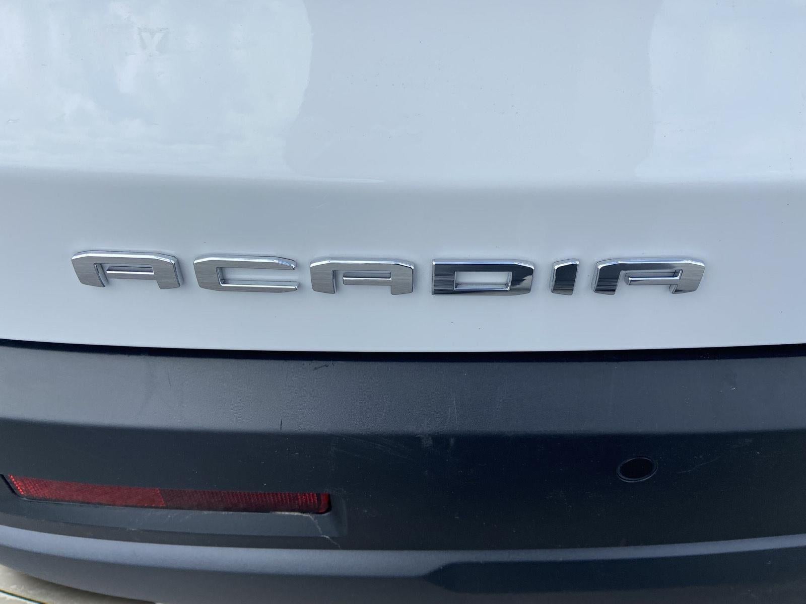 2023 GMC Acadia AT4