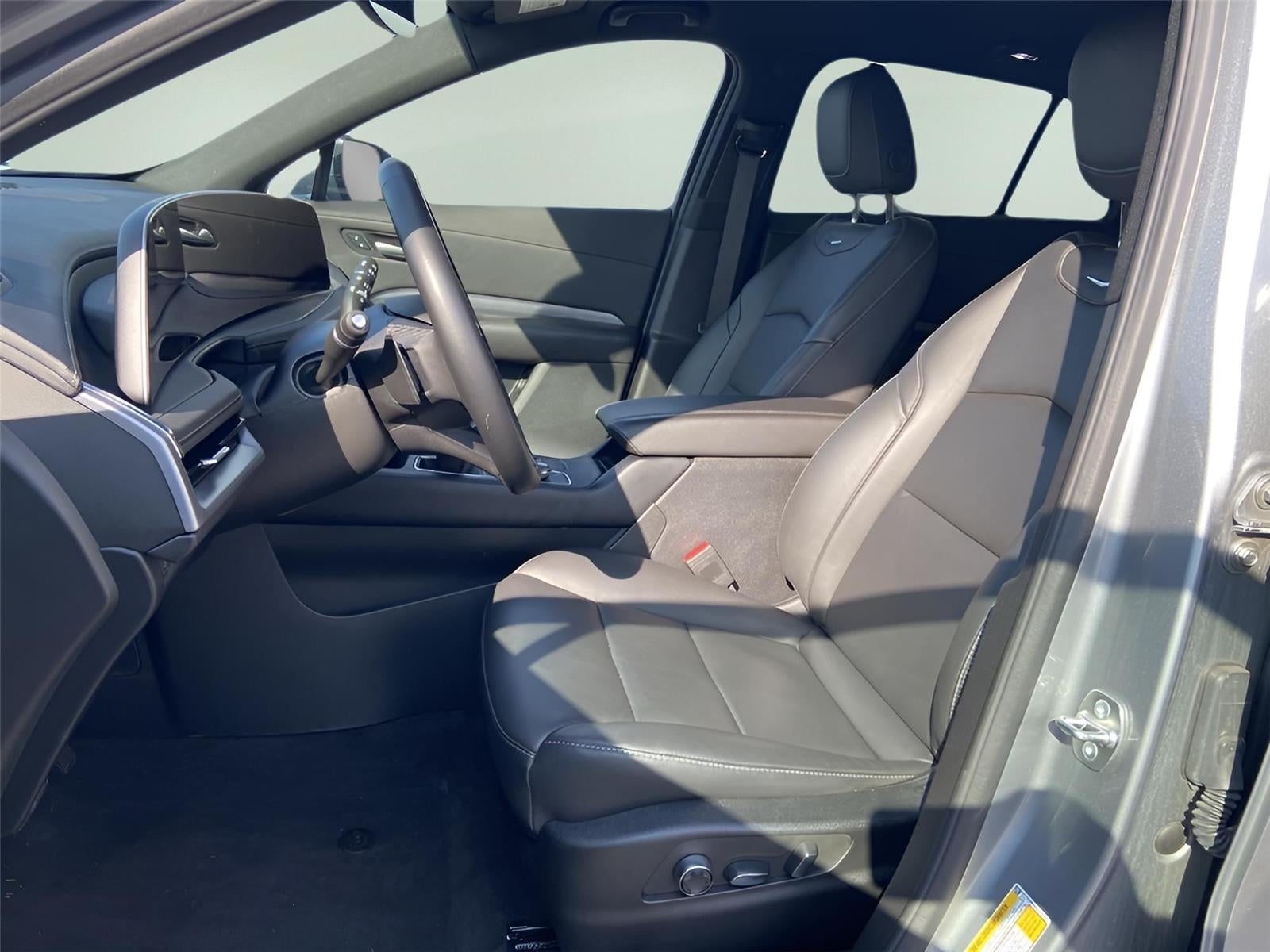 2025 Cadillac XT4 AWD Premium Luxury