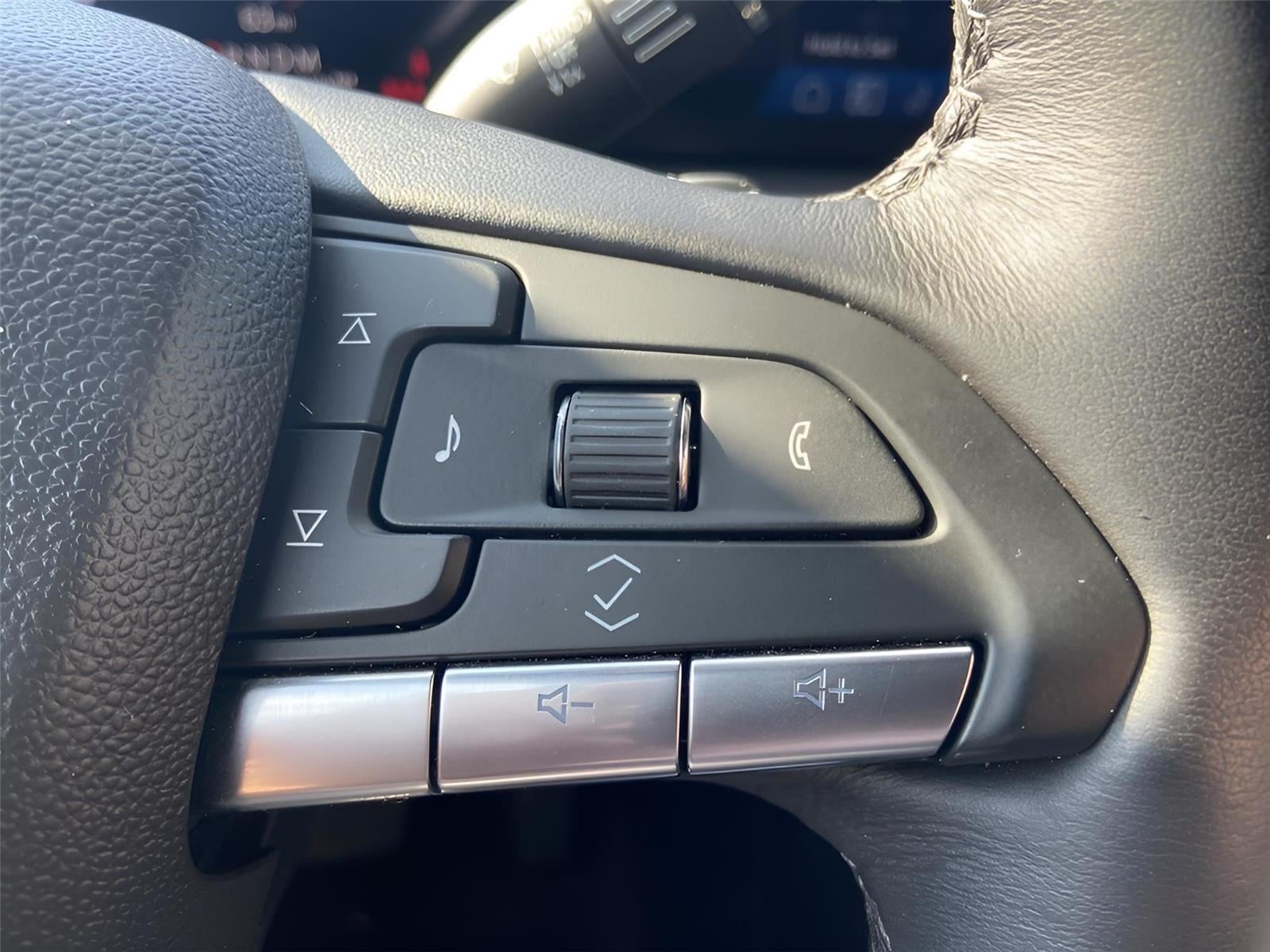 2025 Cadillac XT4 AWD Premium Luxury