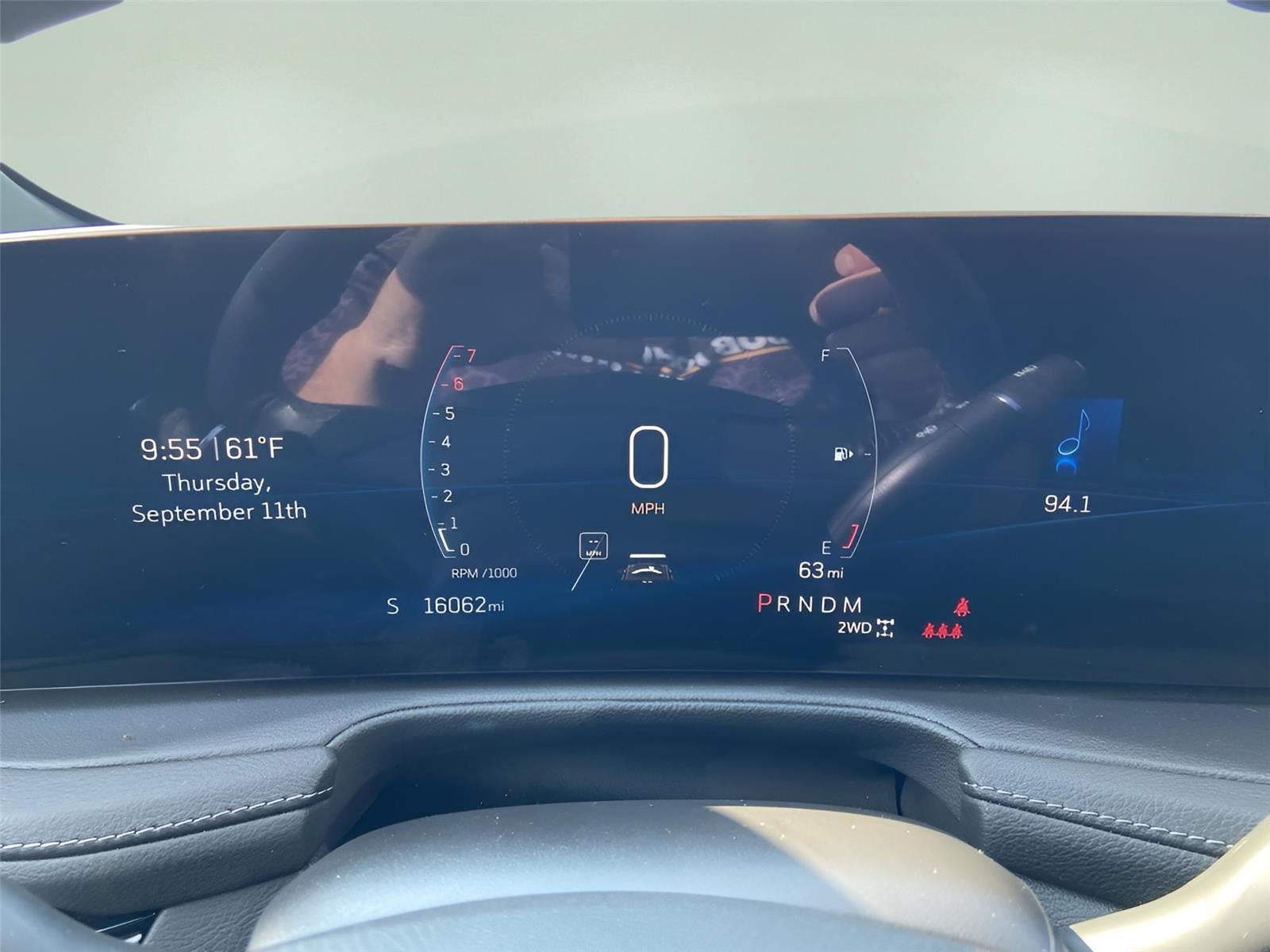 2025 Cadillac XT4 AWD Premium Luxury