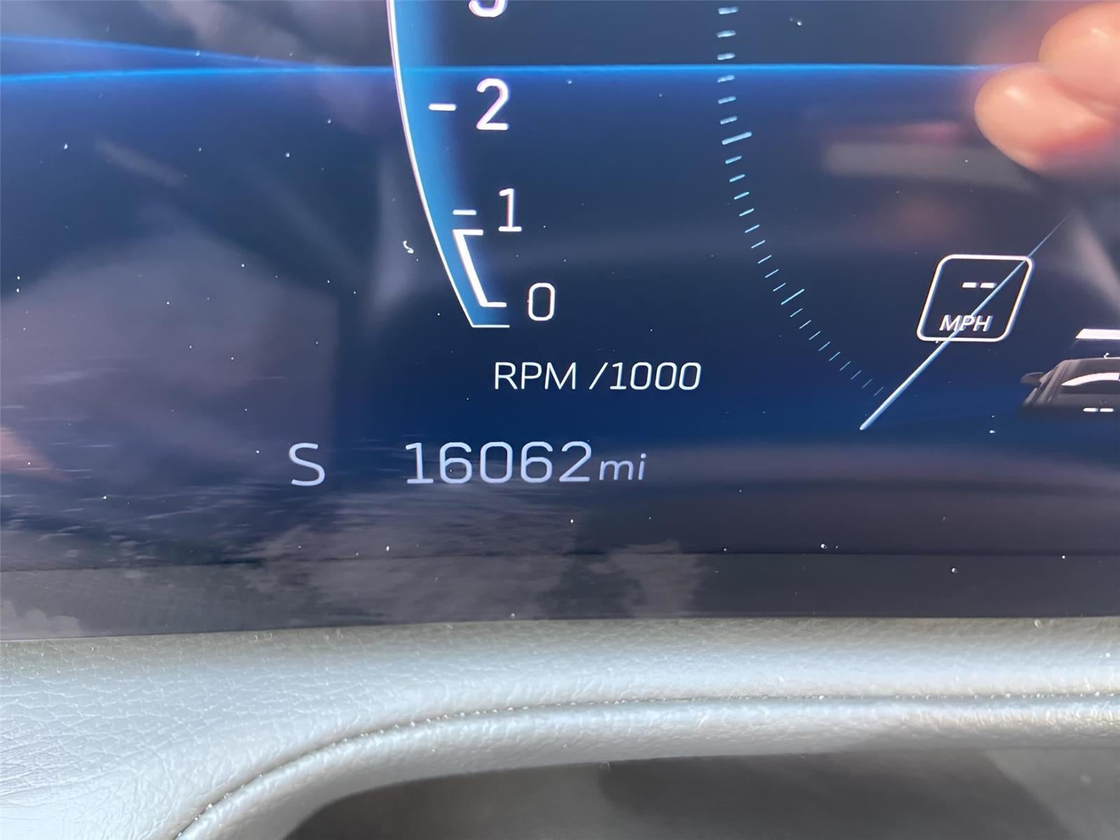 2025 Cadillac XT4 AWD Premium Luxury