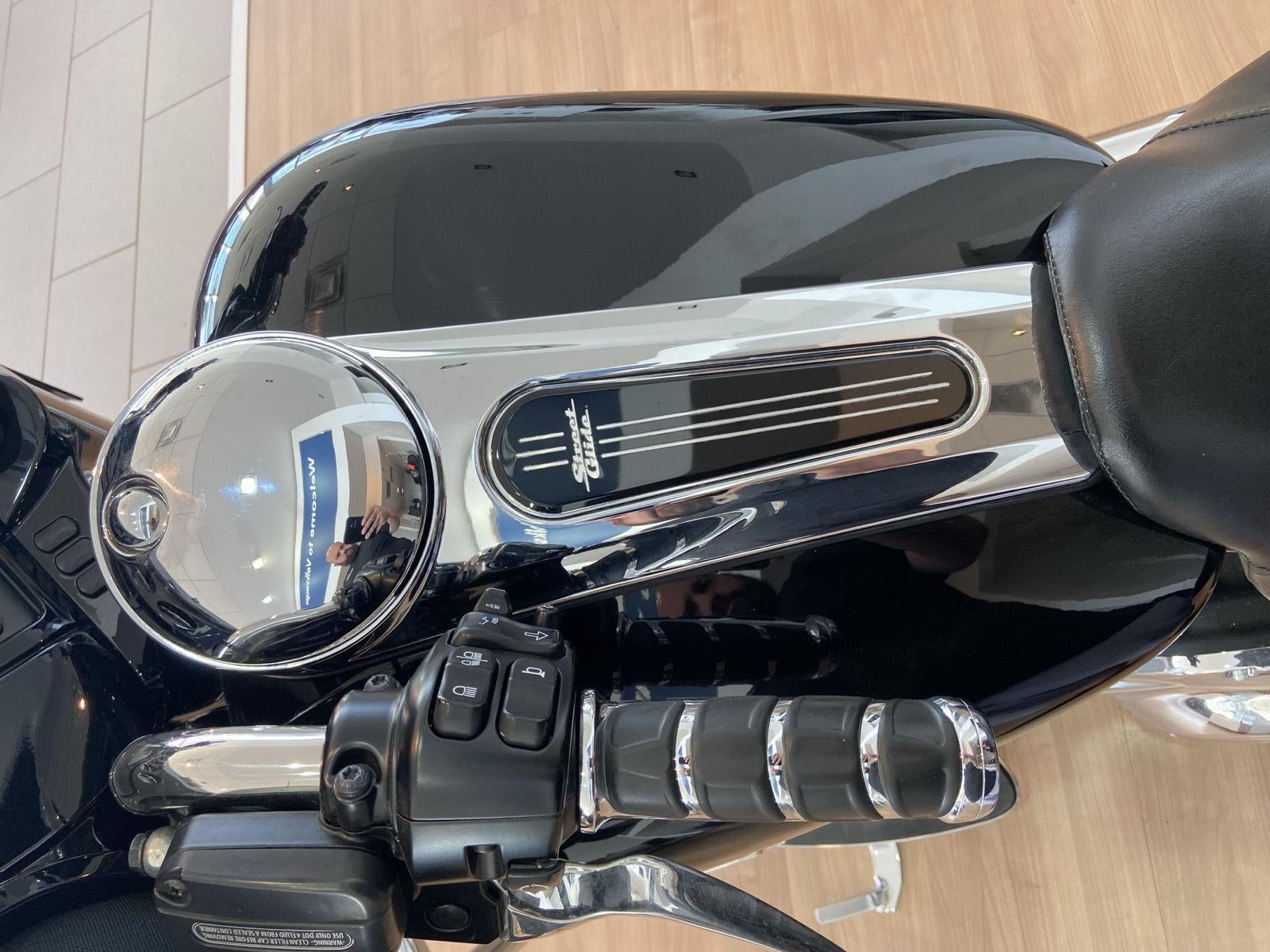 2017 Harley Davidson Street Glide HD