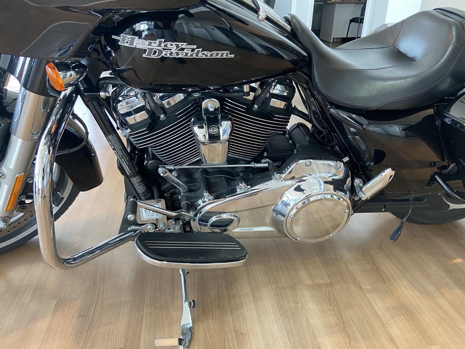 2017 Harley Davidson Street Glide HD