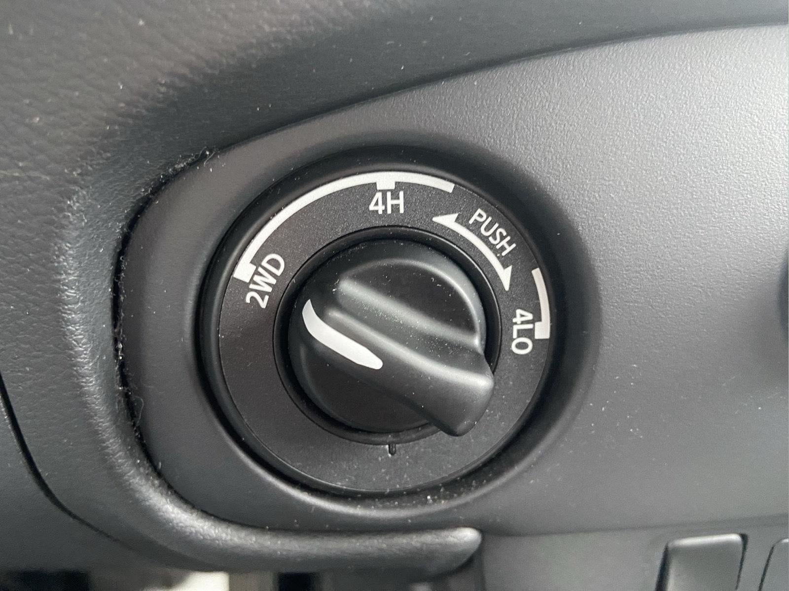 2023 Nissan Frontier S