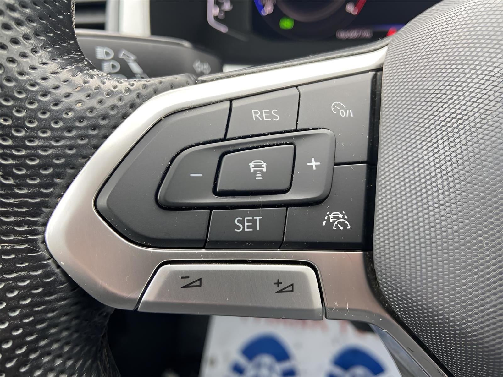 2022 Volkswagen Atlas 3.6L V6 SEL R-Line