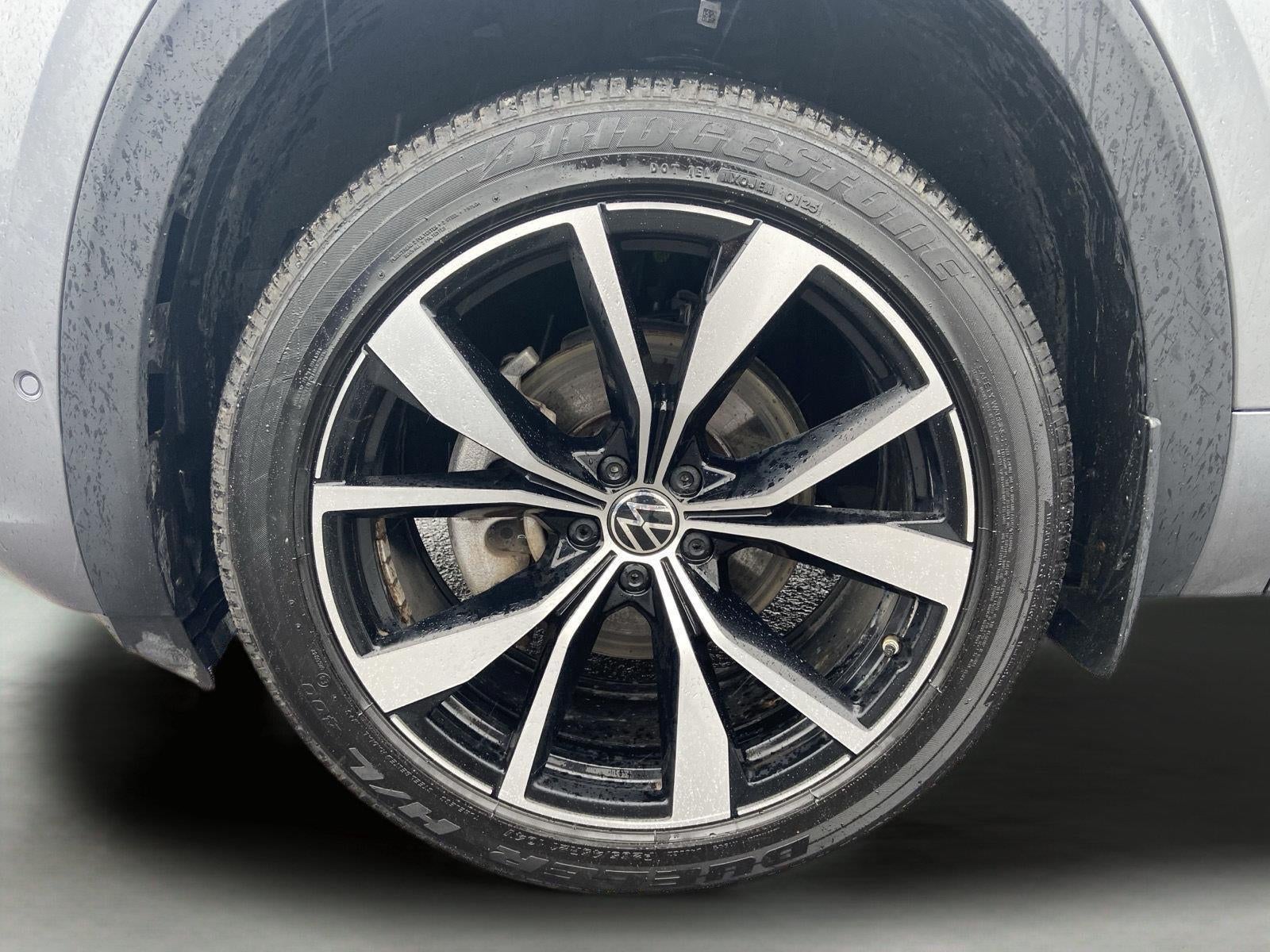 2024 Volkswagen Atlas Cross Sport 2.0T SEL Premium R-Line