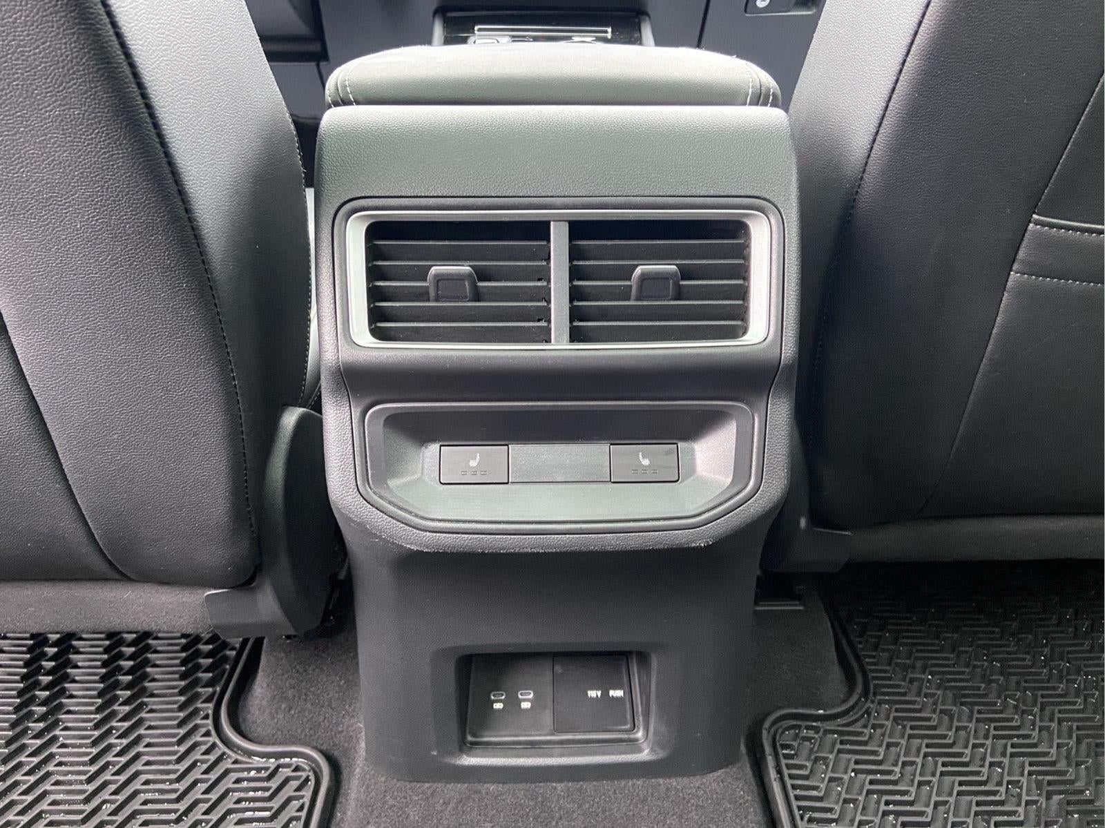 2024 Volkswagen Atlas Cross Sport 2.0T SEL Premium R-Line