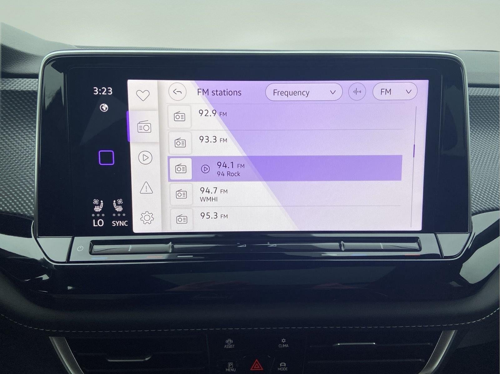 2024 Volkswagen Atlas Cross Sport 2.0T SEL Premium R-Line