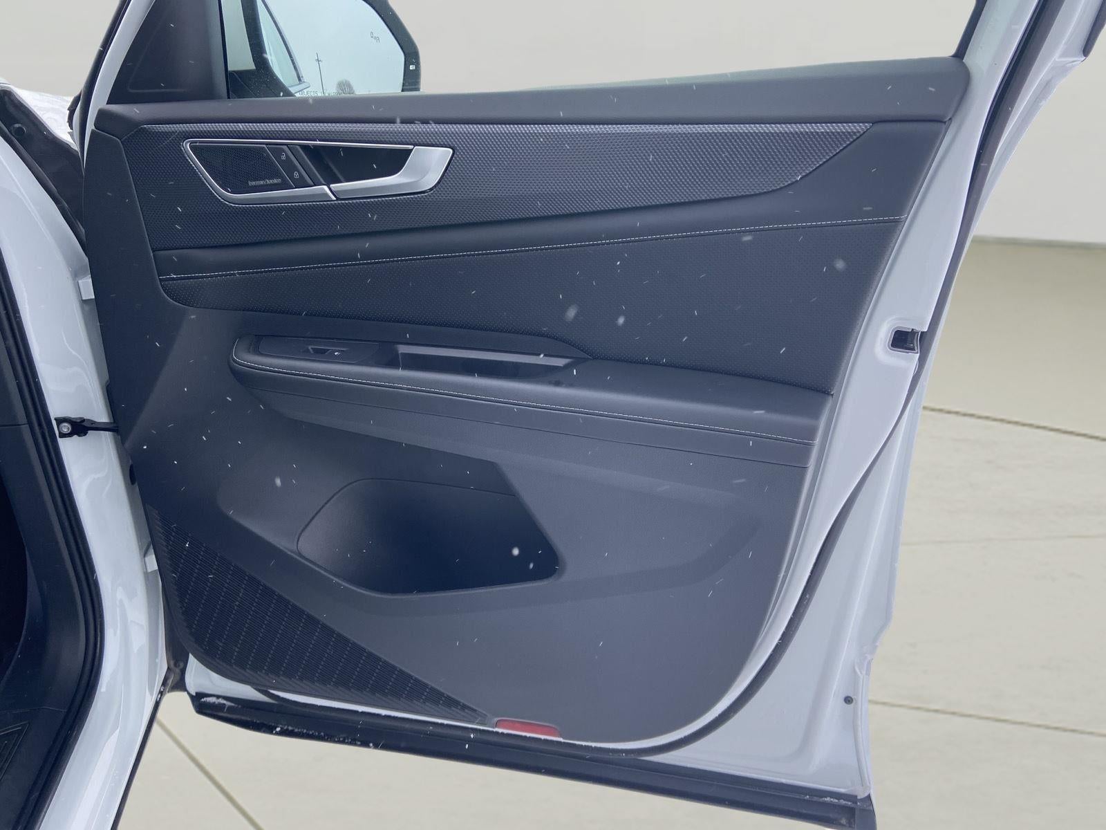 2024 Volkswagen Atlas Cross Sport 2.0T SEL Premium R-Line