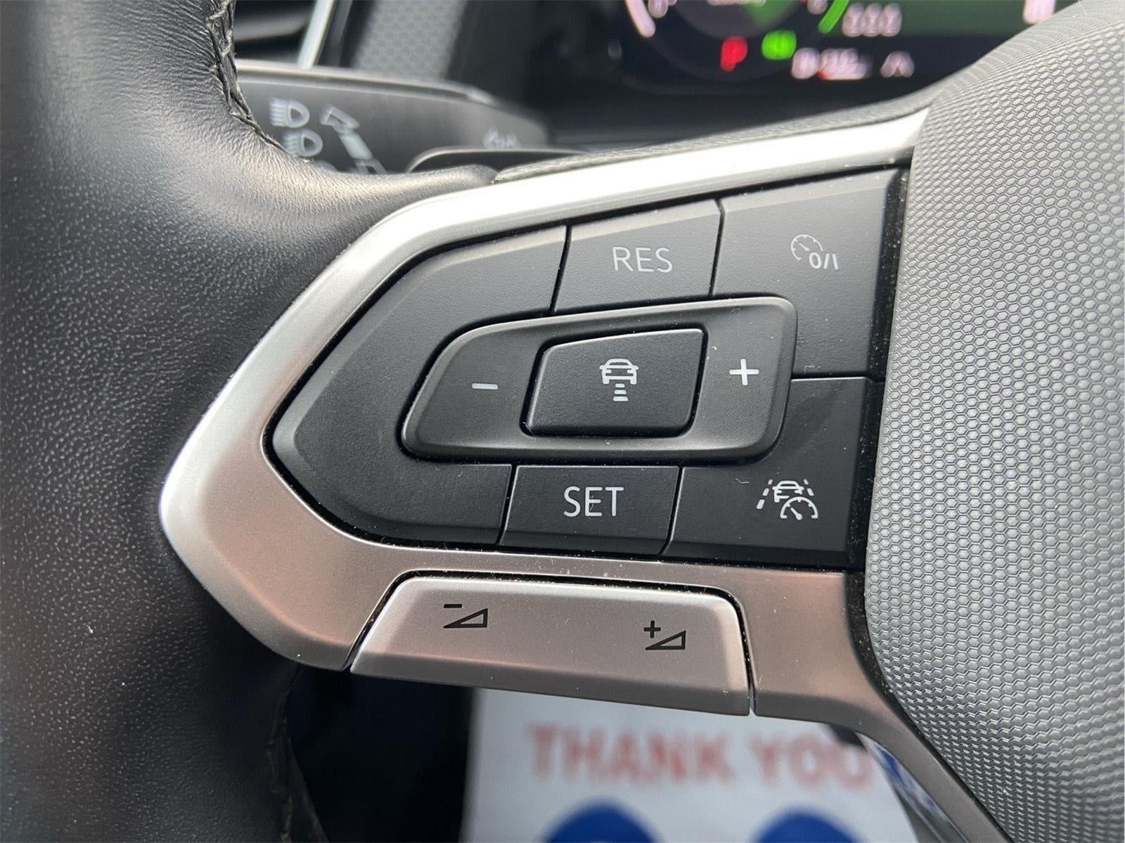 2024 Volkswagen Atlas Cross Sport 2.0T SEL Premium R-Line