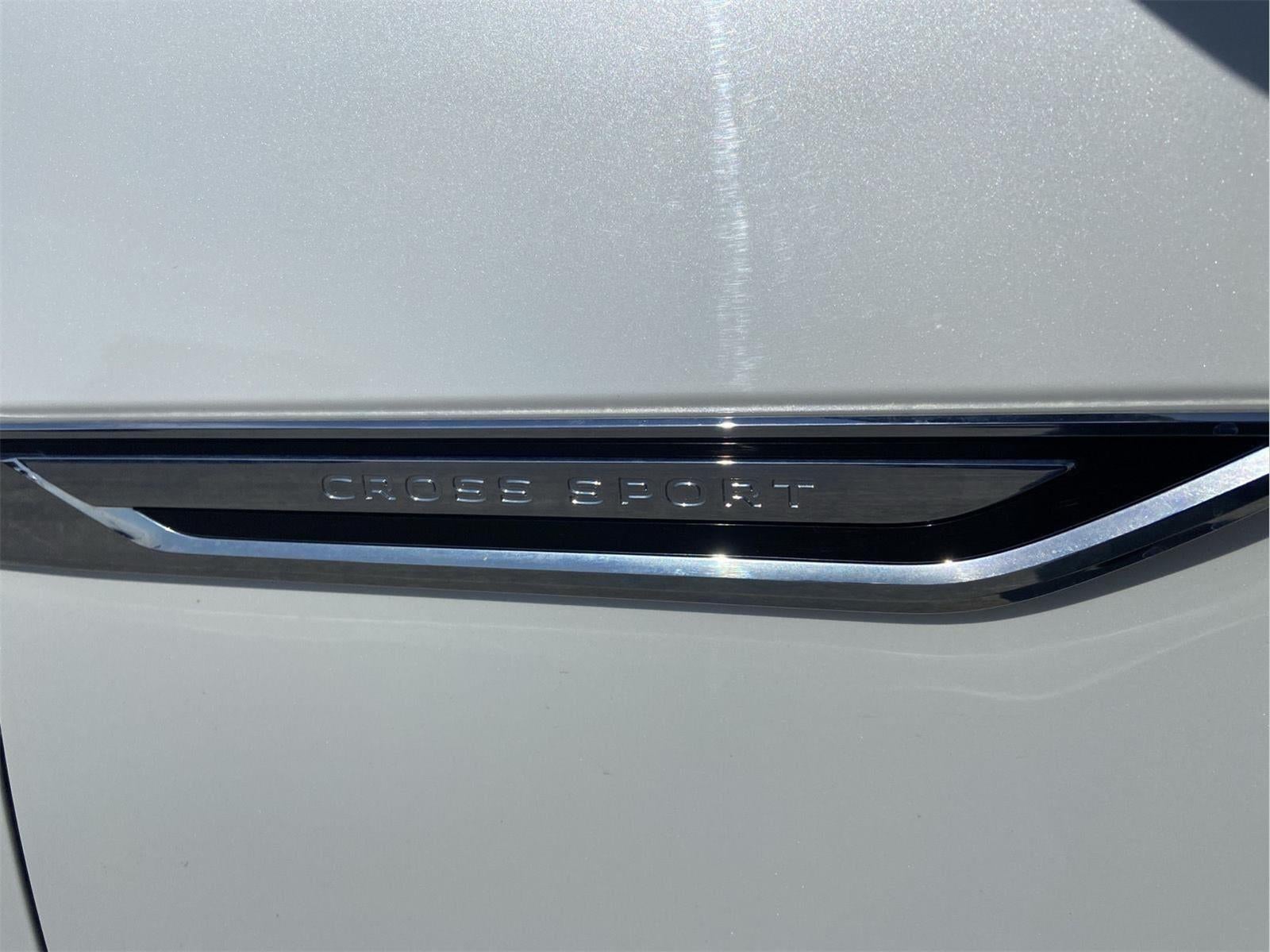 2022 Volkswagen Atlas Cross Sport 3.6L V6 SEL Premium R-Line