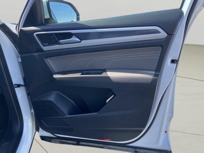 2022 Volkswagen Atlas Cross Sport 3.6L V6 SEL Premium R-Line