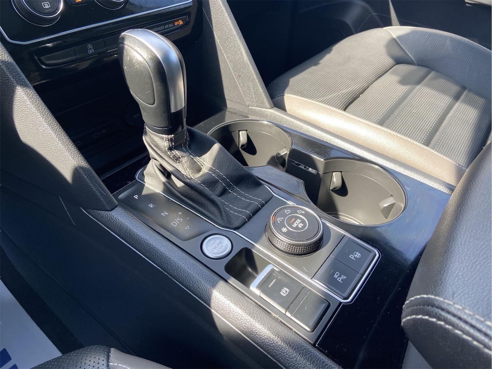 2022 Volkswagen Atlas Cross Sport 3.6L V6 SEL Premium R-Line