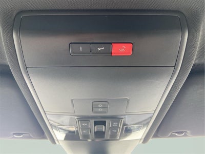 2022 Volkswagen Atlas Cross Sport 3.6L V6 SEL Premium R-Line