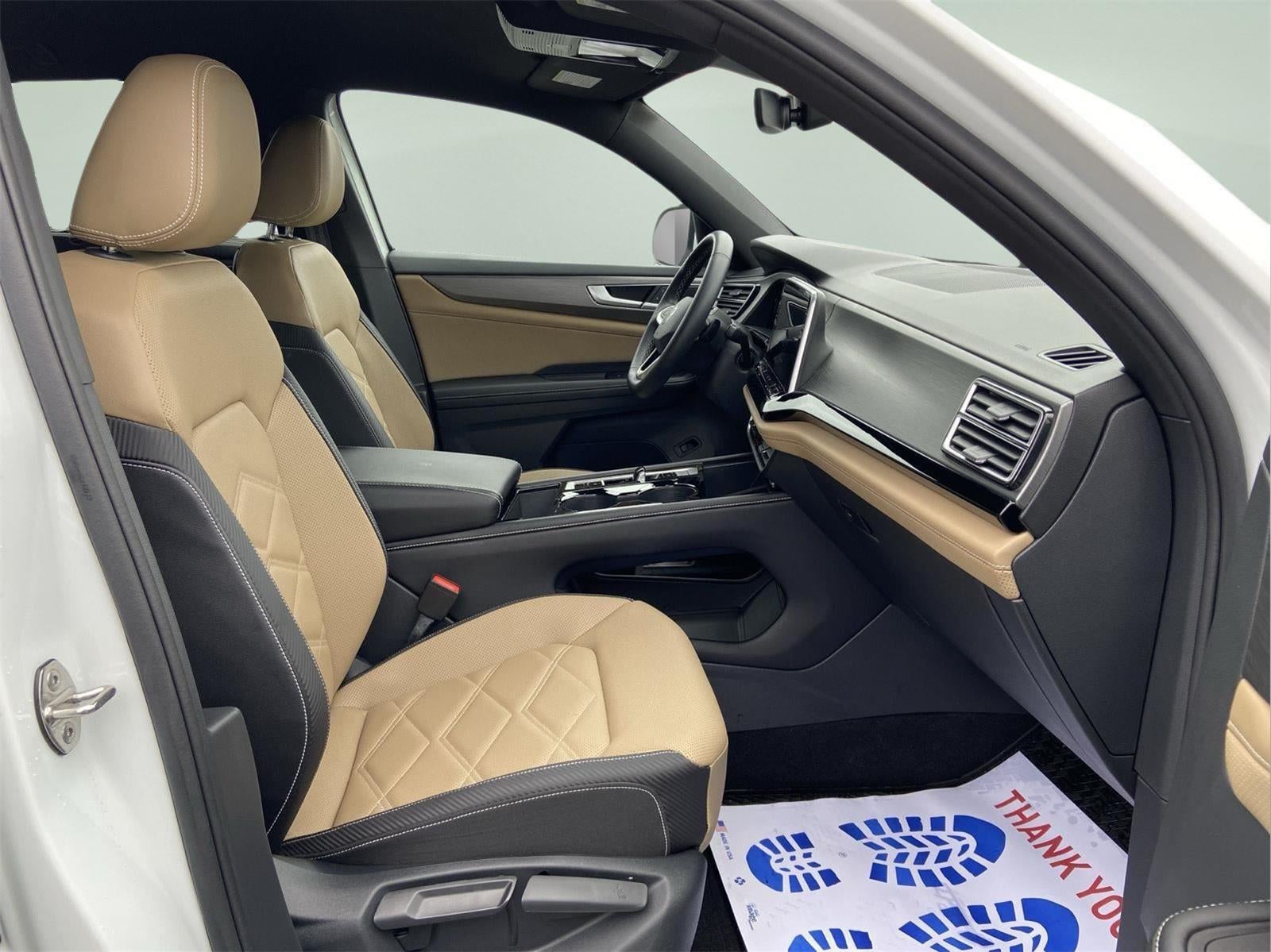2024 Volkswagen Atlas Cross Sport 2.0T SE w/Technology