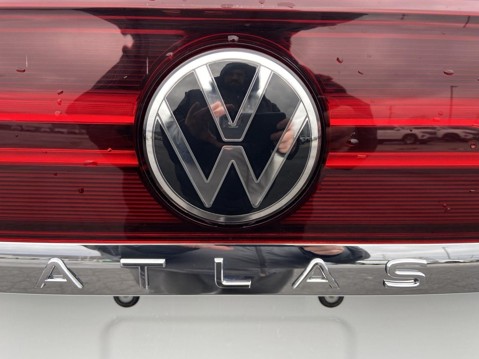 2024 Volkswagen Atlas Cross Sport 2.0T SE w/Technology