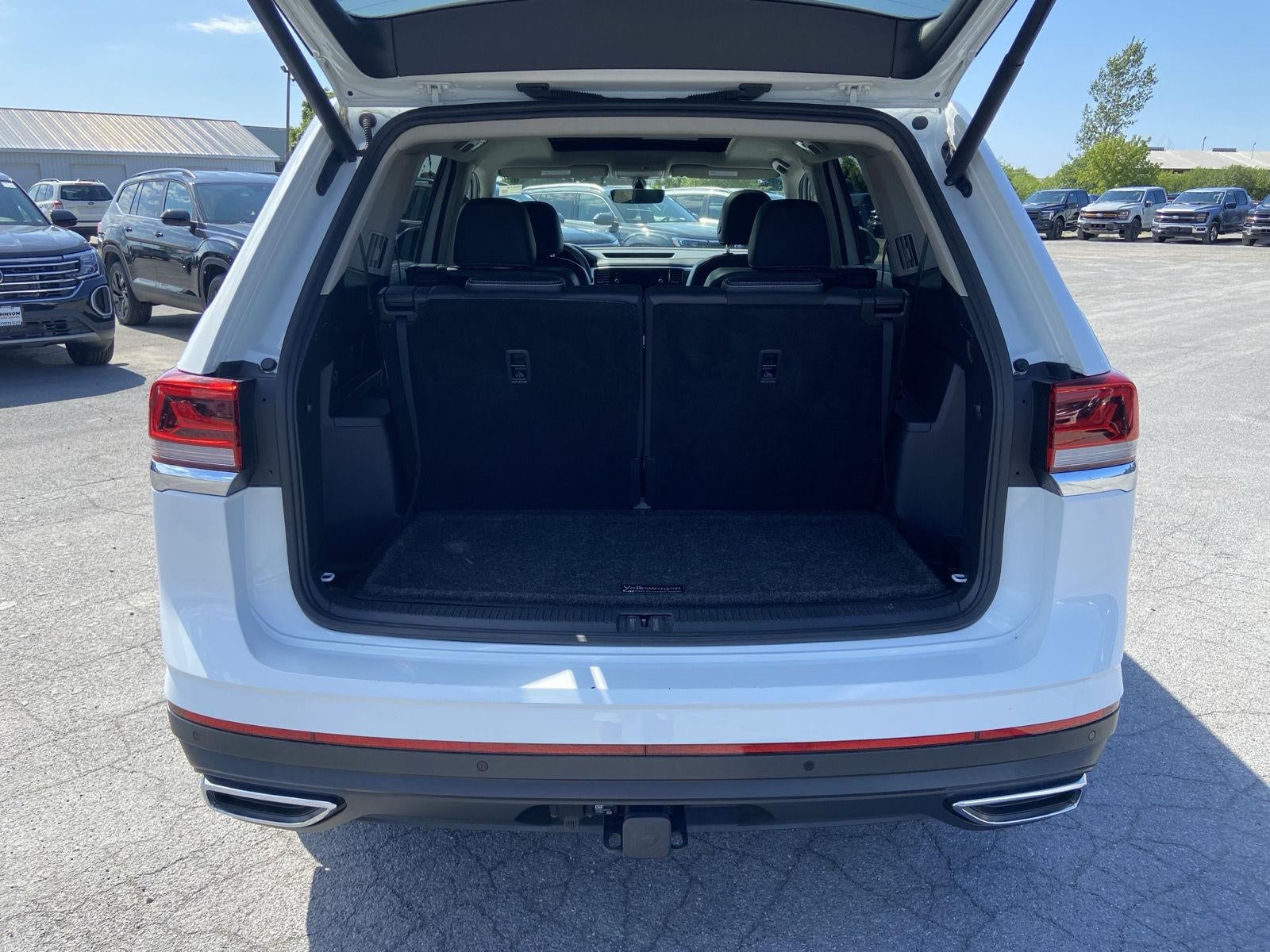 2022 Volkswagen Atlas 3.6L V6 SE w/Technology