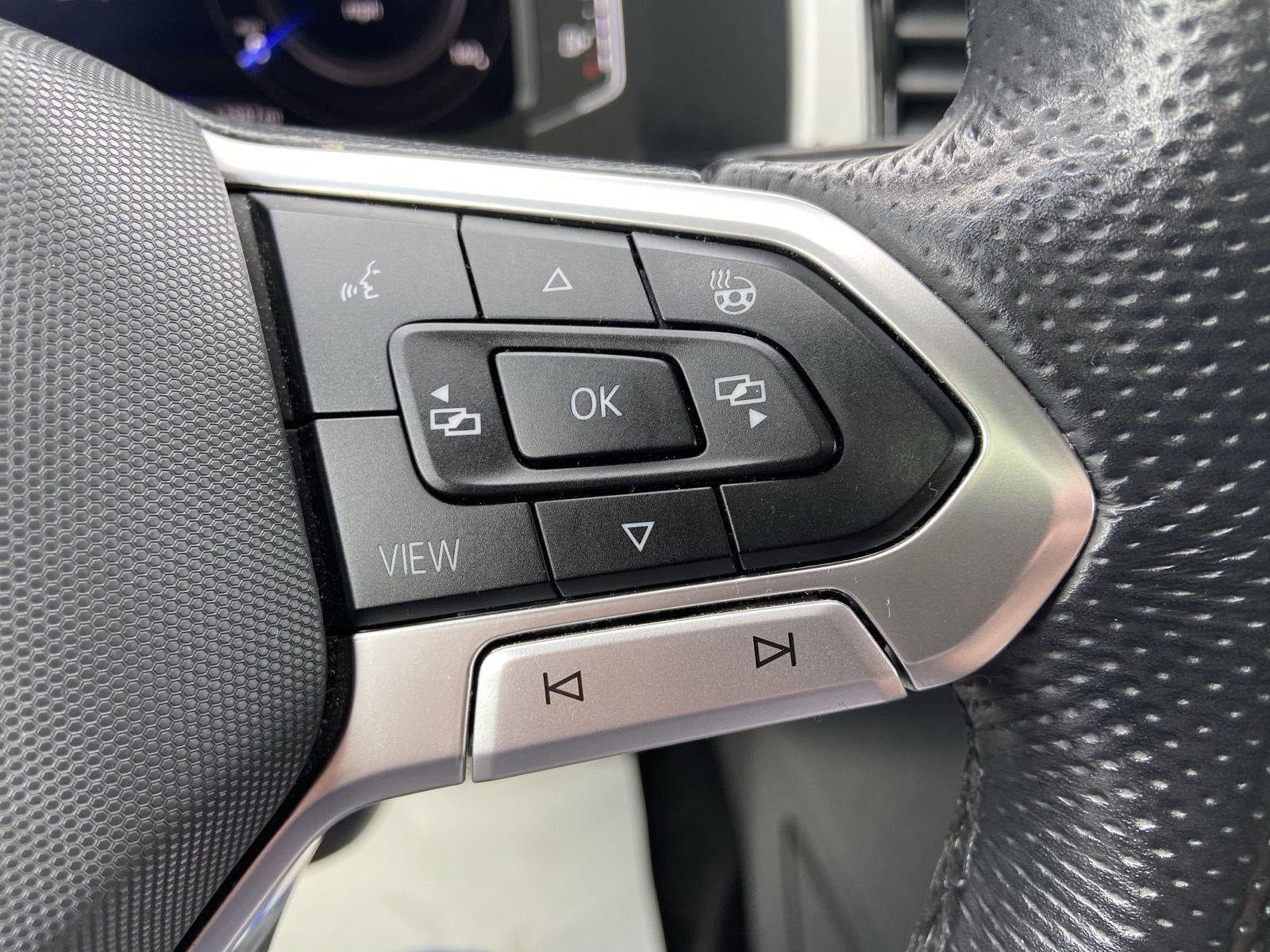 2022 Volkswagen Atlas Cross Sport 3.6L V6 SEL R-Line