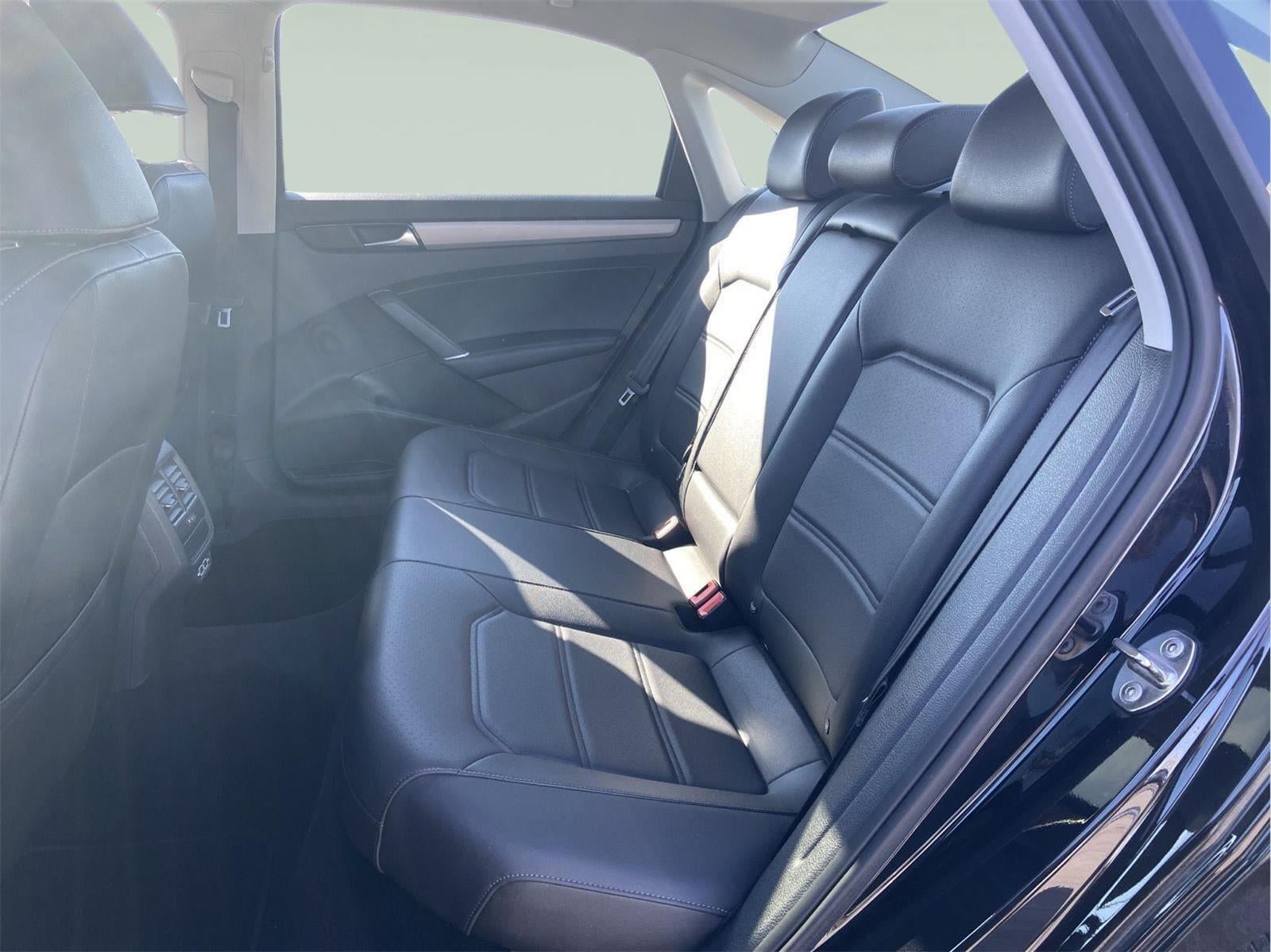 2021 Volkswagen Passat 2.0T SE