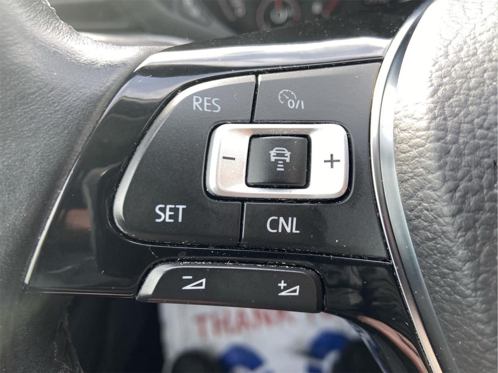 2020 Volkswagen Passat 2.0T SE