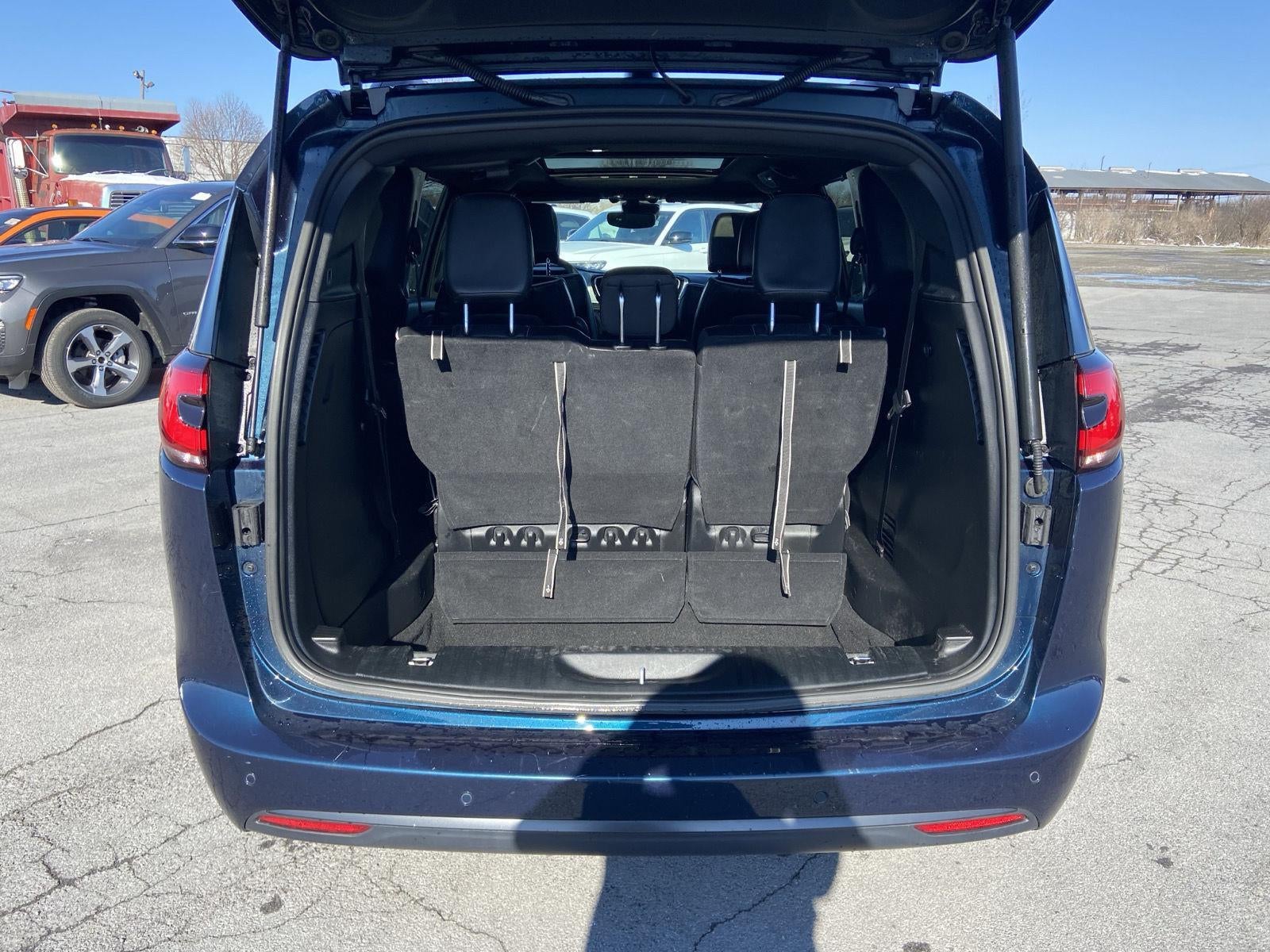 2025 Chrysler Pacifica Limited