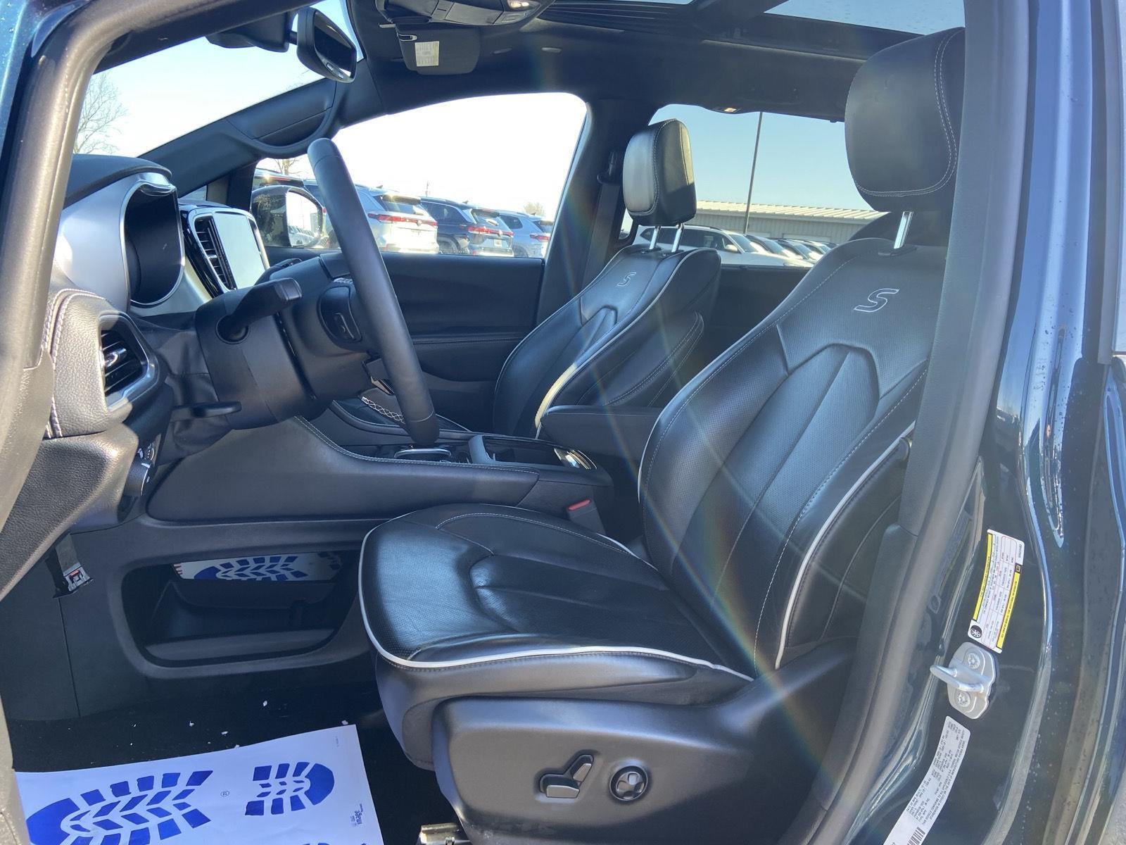 2025 Chrysler Pacifica Limited