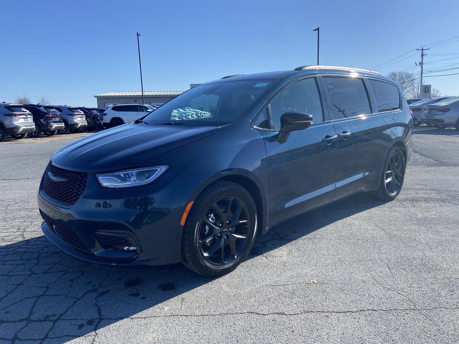 2025 Chrysler Pacifica Limited