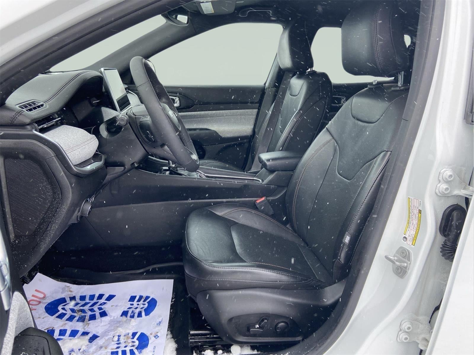 2023 Jeep Compass Latitude Lux