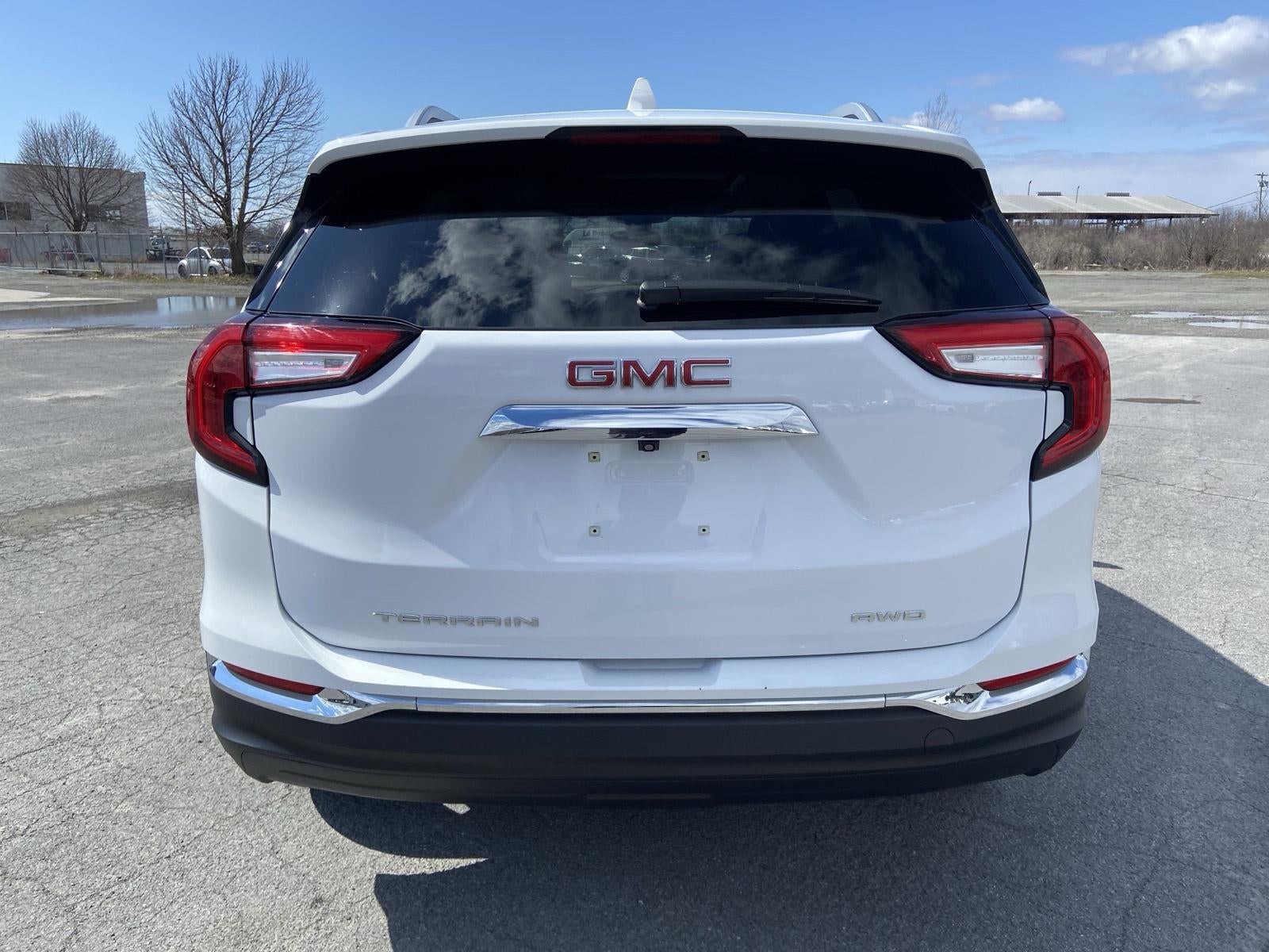 2022 GMC Terrain SLT