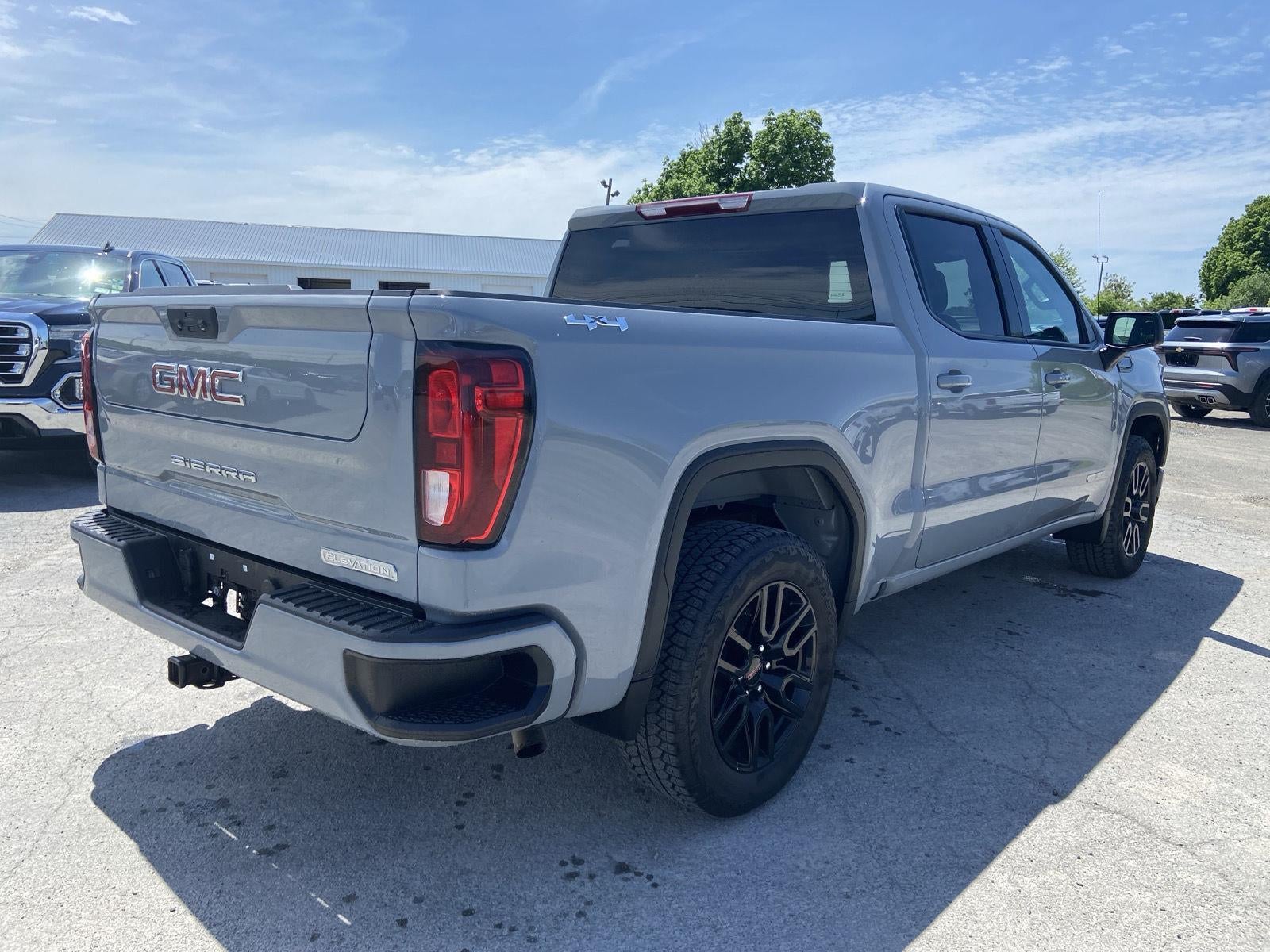 2024 GMC Sierra 1500 Elevation