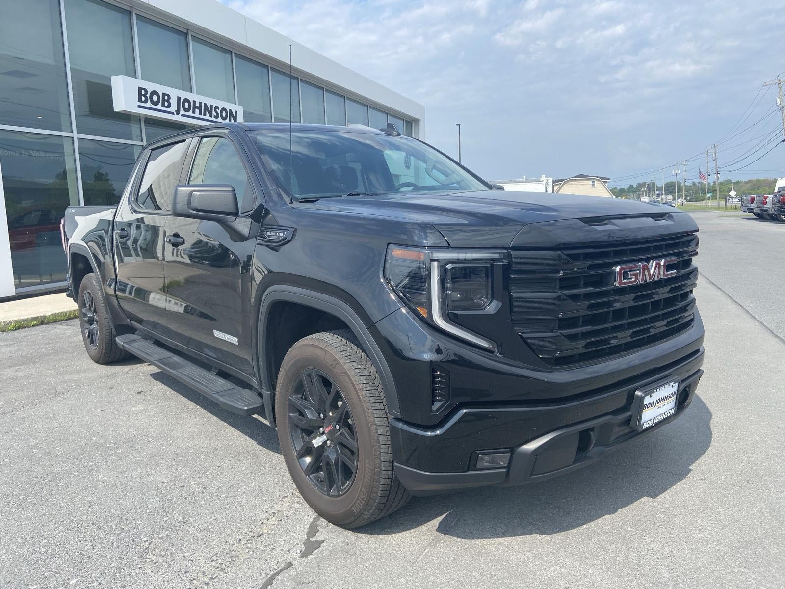2025 GMC Sierra 1500 Elevation