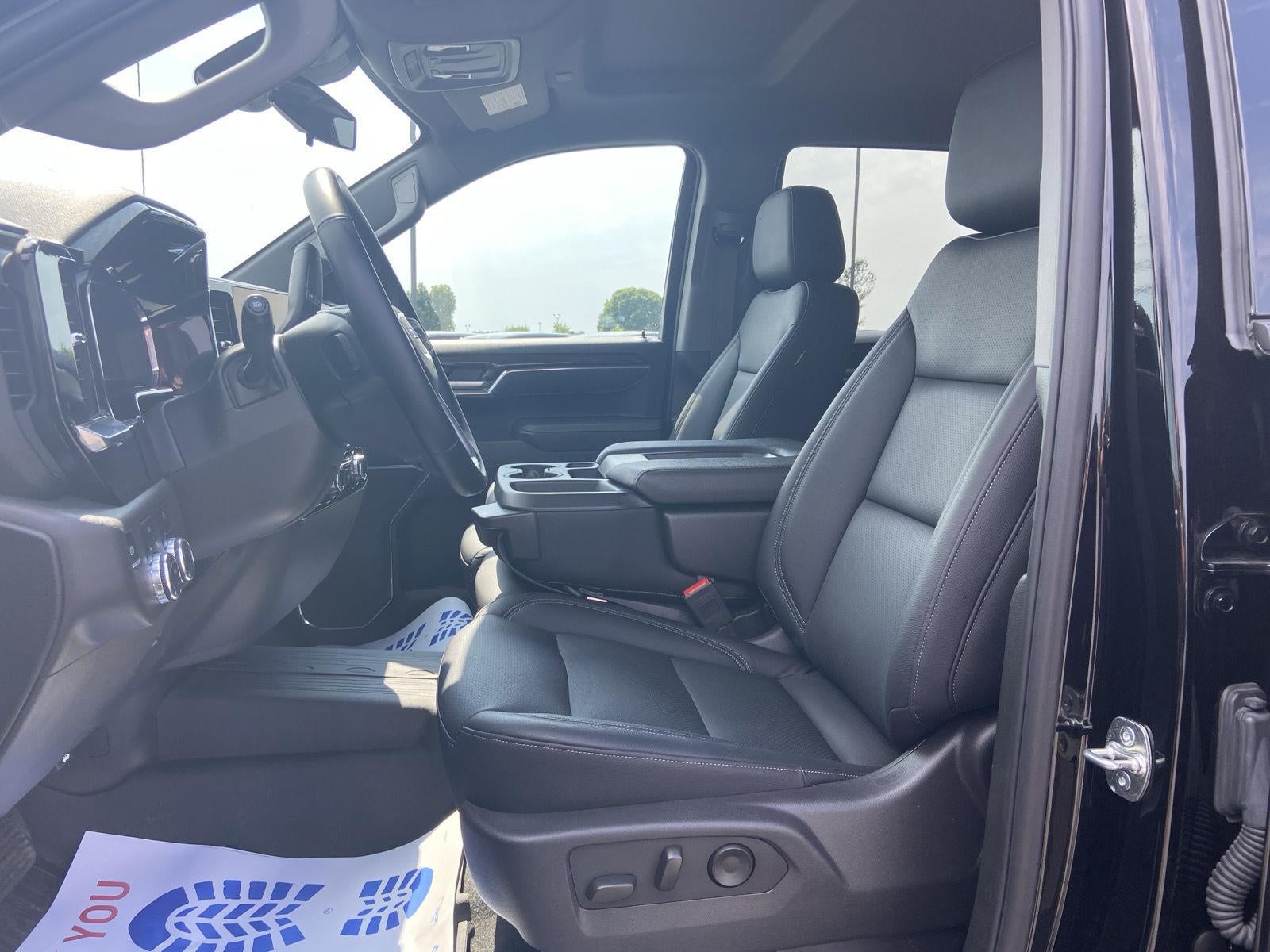 2025 GMC Sierra 1500 Elevation