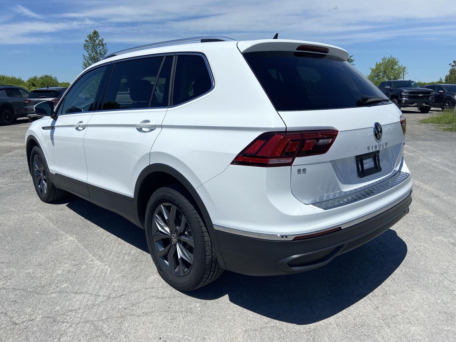 2022 Volkswagen Tiguan SE