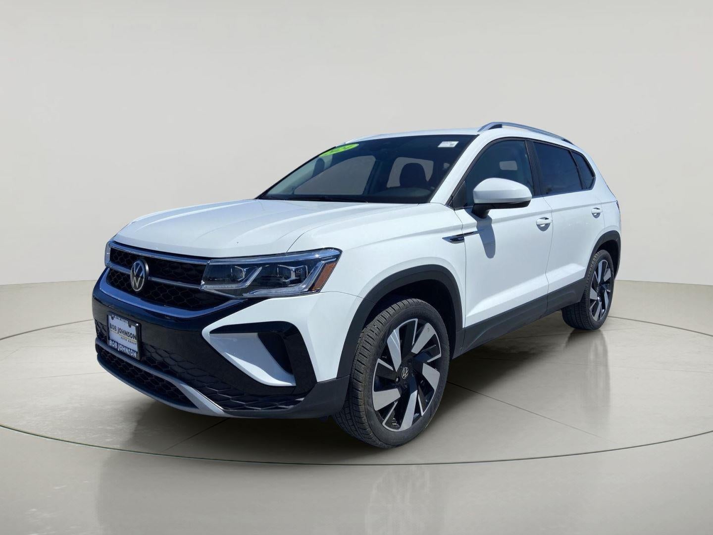 2024 Volkswagen Taos SEL