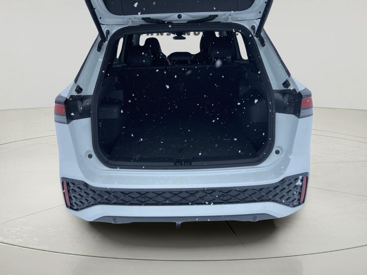 2025 Volkswagen Tiguan SE R-Line Black