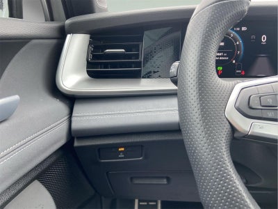 2025 Volkswagen Tiguan SE R-Line Black