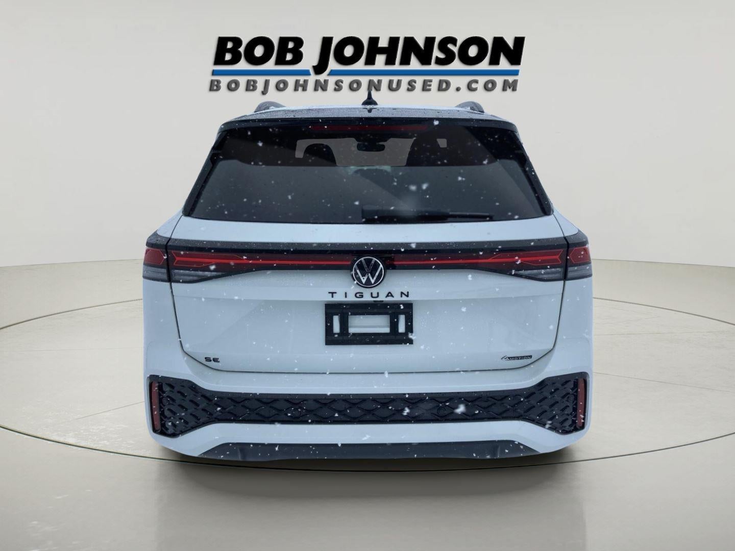 2025 Volkswagen Tiguan SE R-Line Black