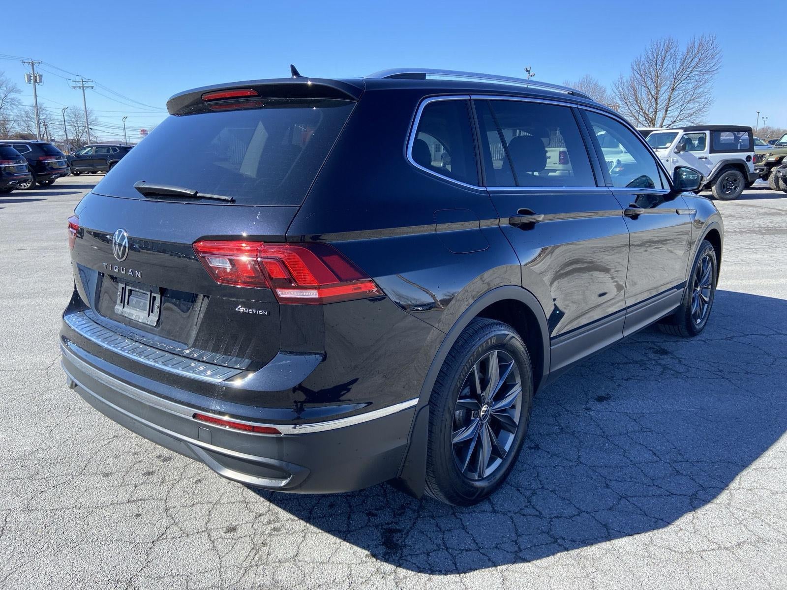 2023 Volkswagen Tiguan SE