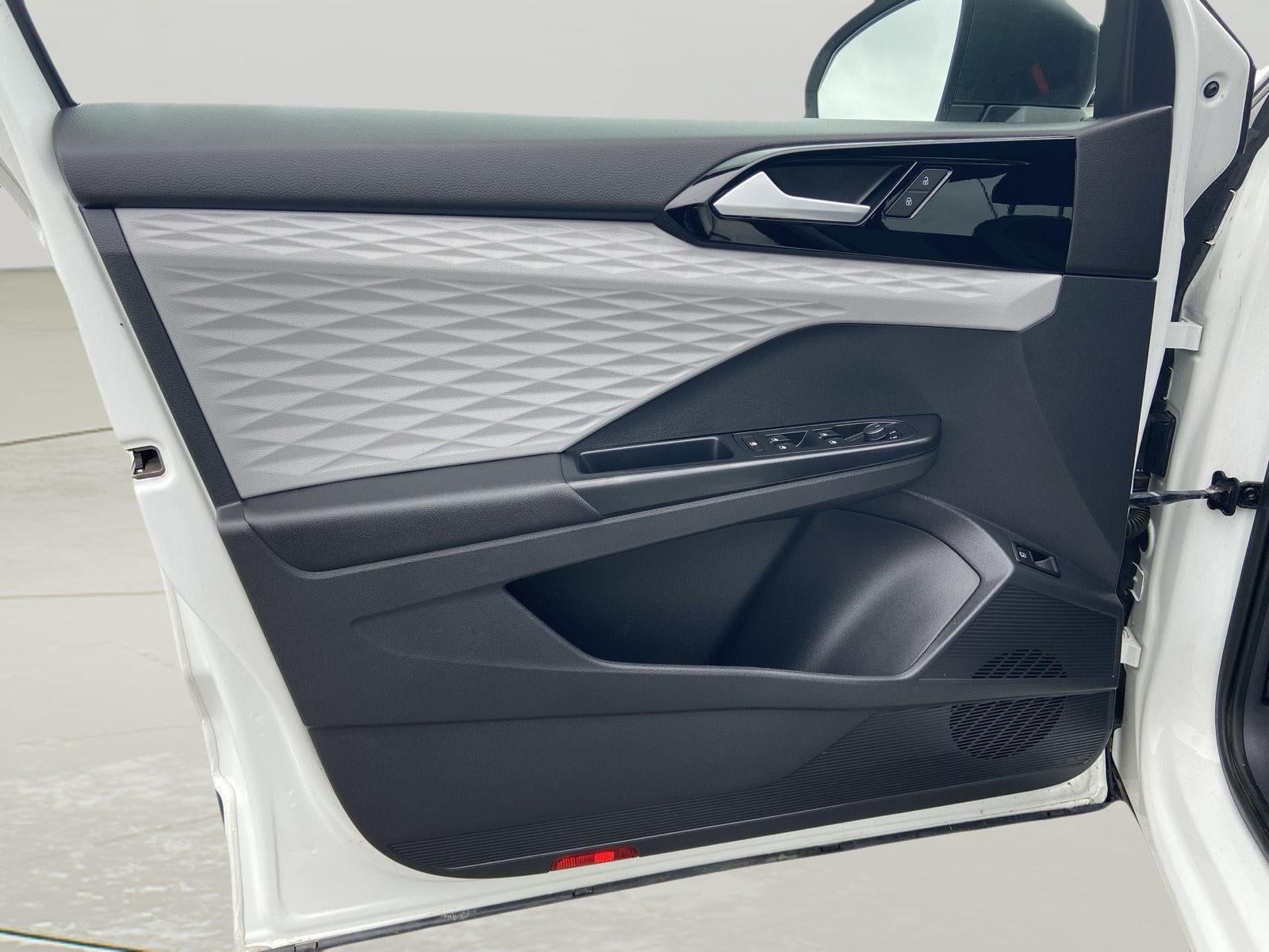 2023 Volkswagen Taos S