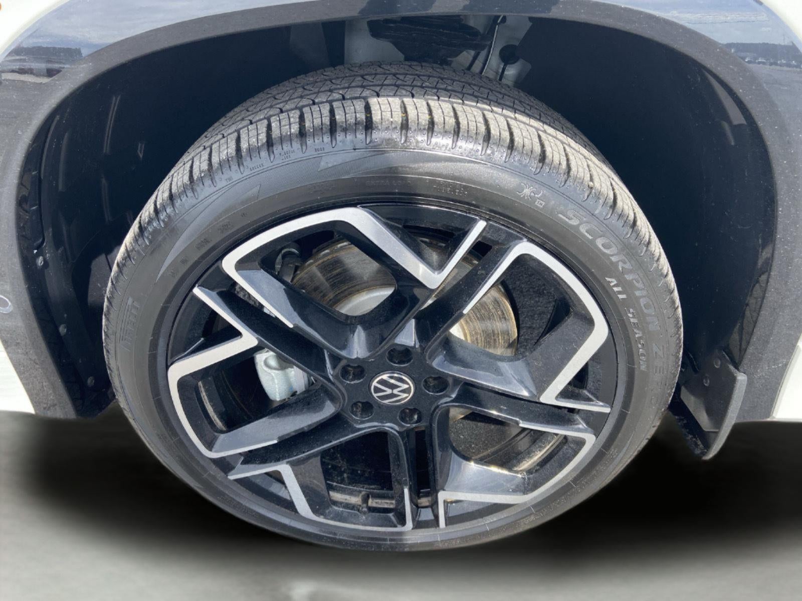 2026 Volkswagen Tiguan SEL R-Line Turbo