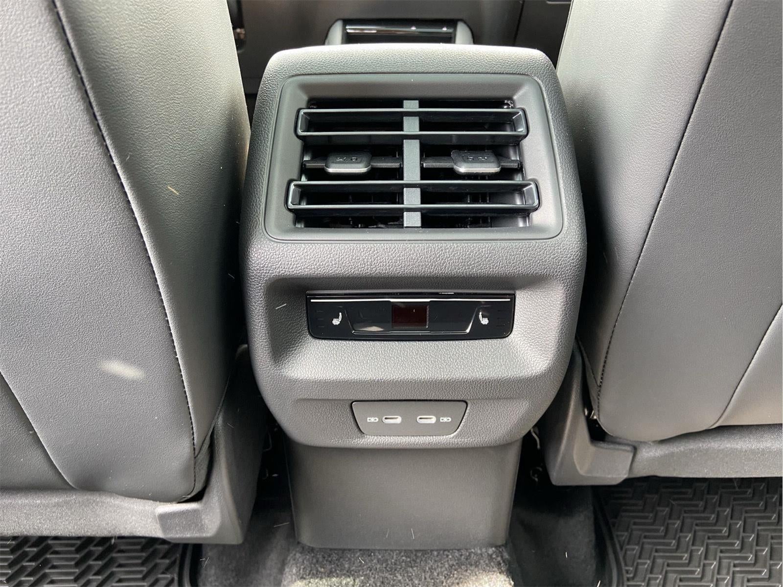 2026 Volkswagen Tiguan SEL R-Line Turbo