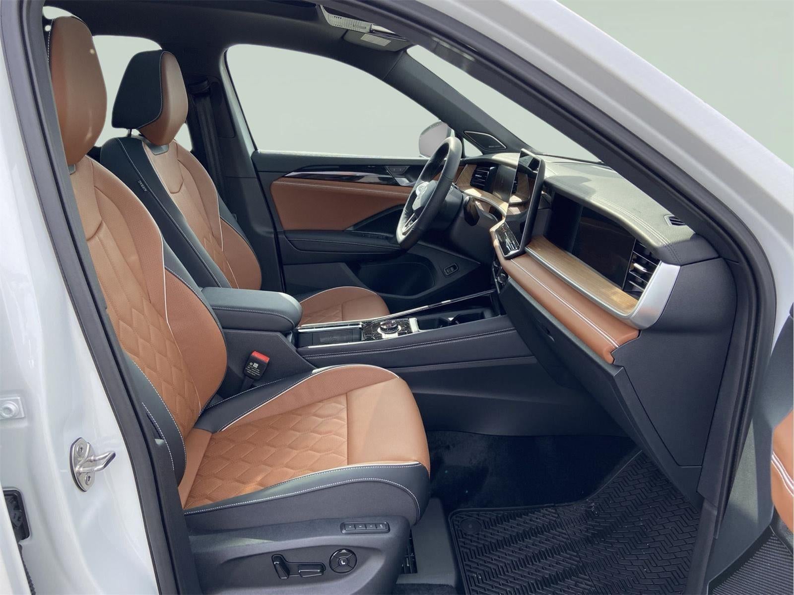 2026 Volkswagen Tiguan SEL R-Line Turbo