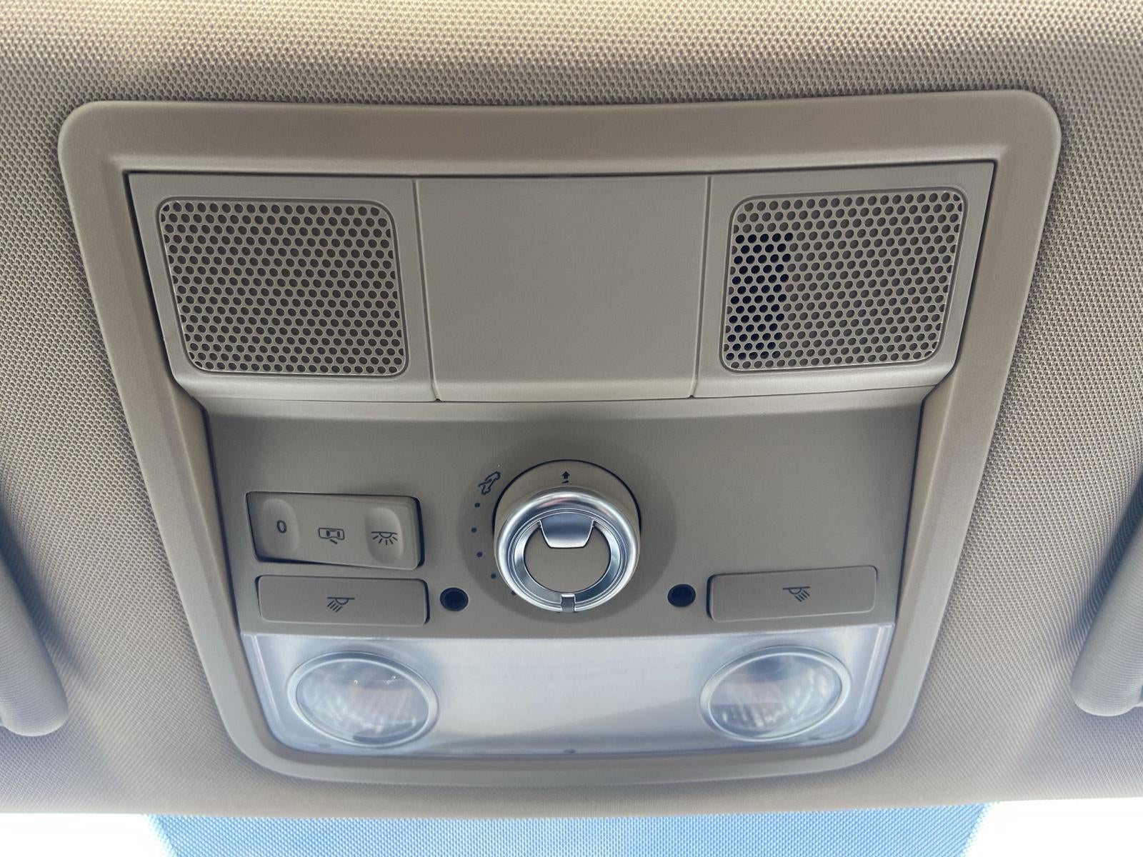 2013 Volkswagen Beetle 2.5L w/Sun